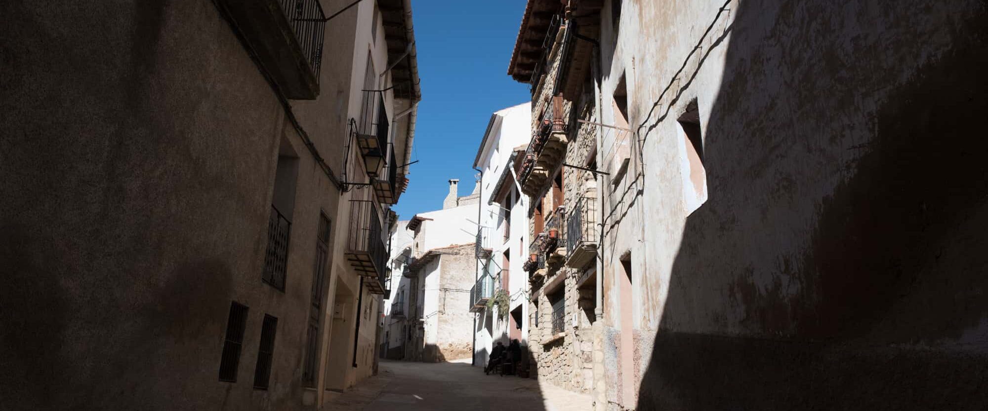 R30