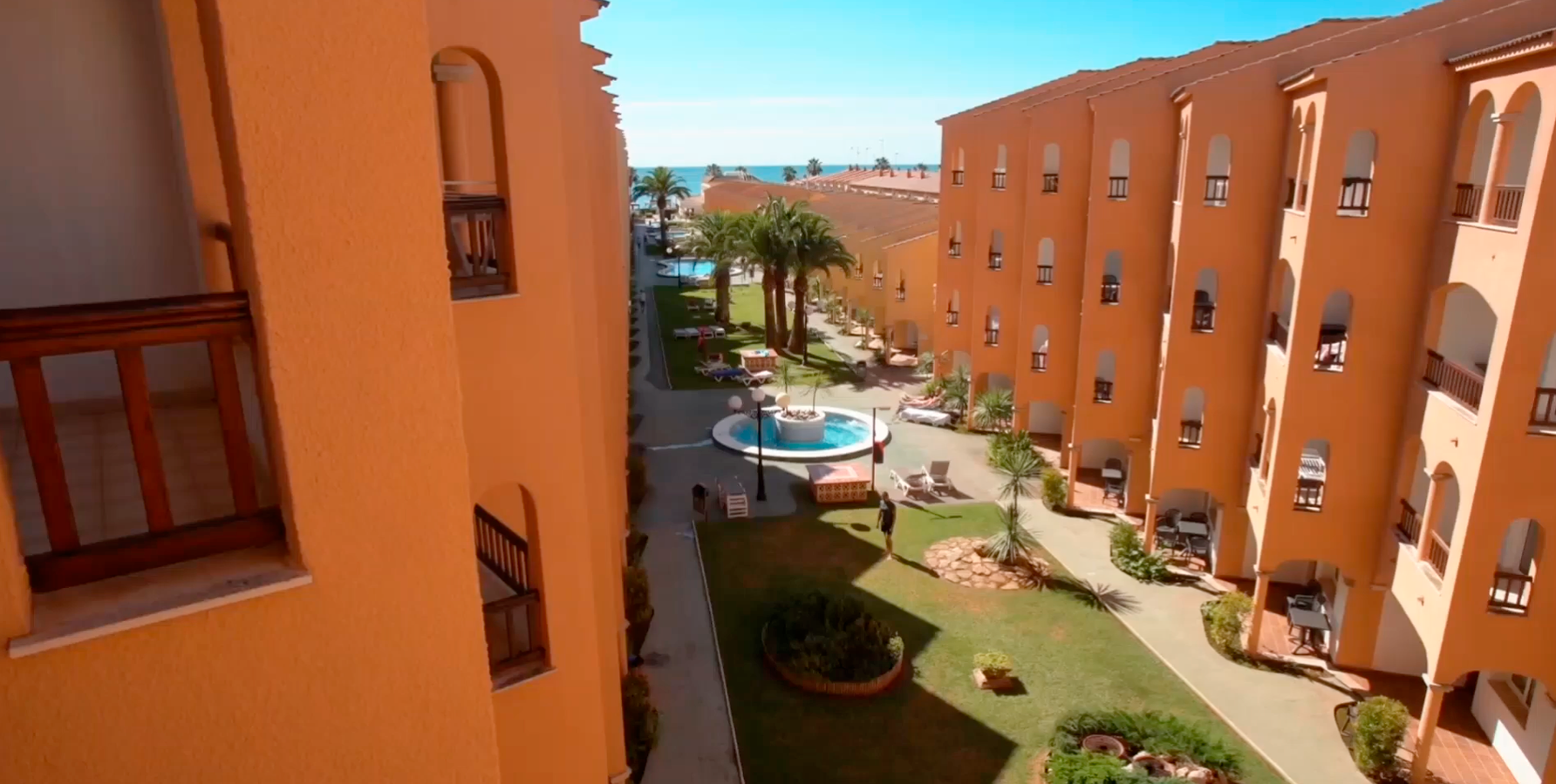 Zt Apartamentos Jardines del Plaza