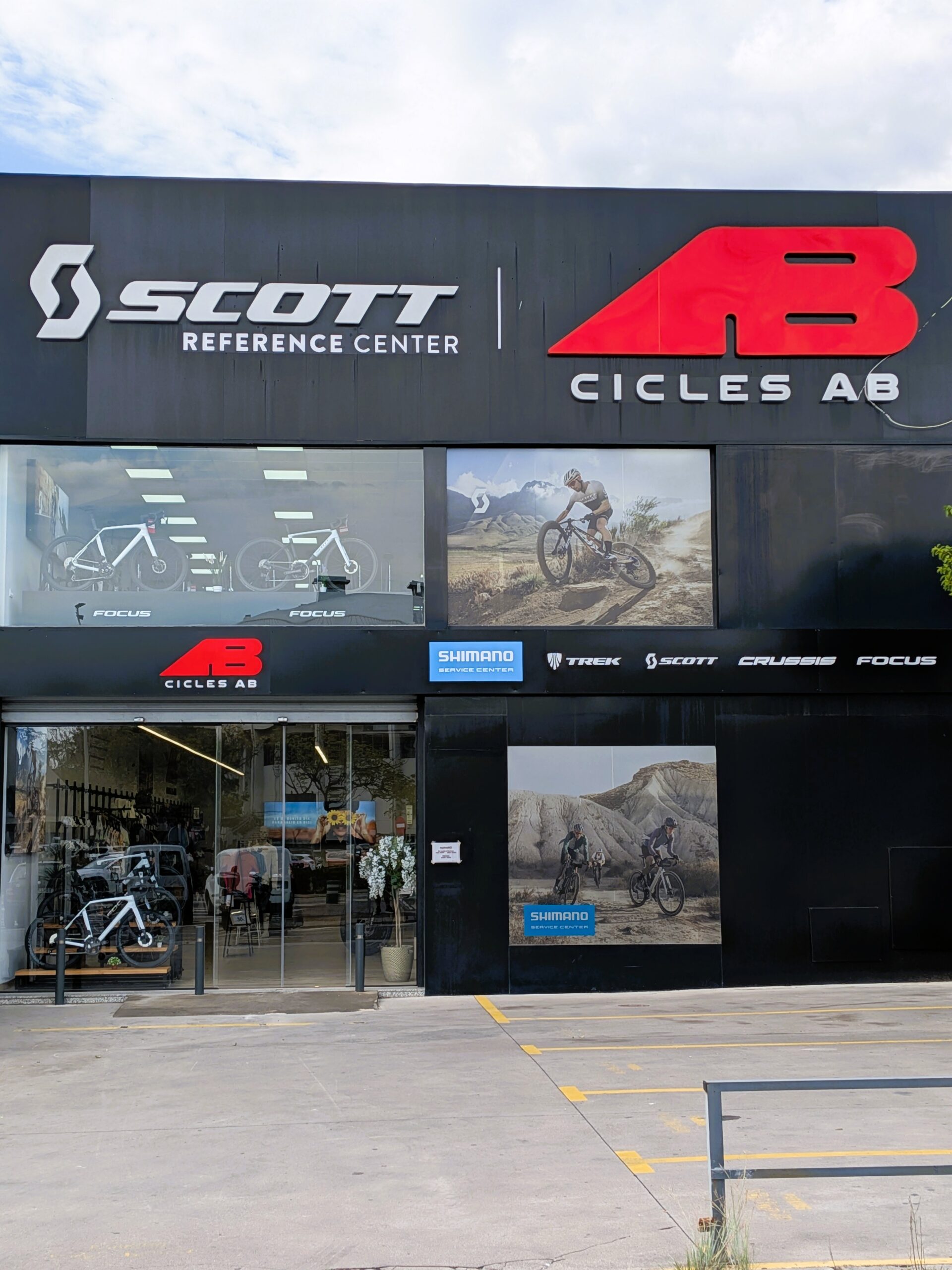fachada - Cicles AB (2)